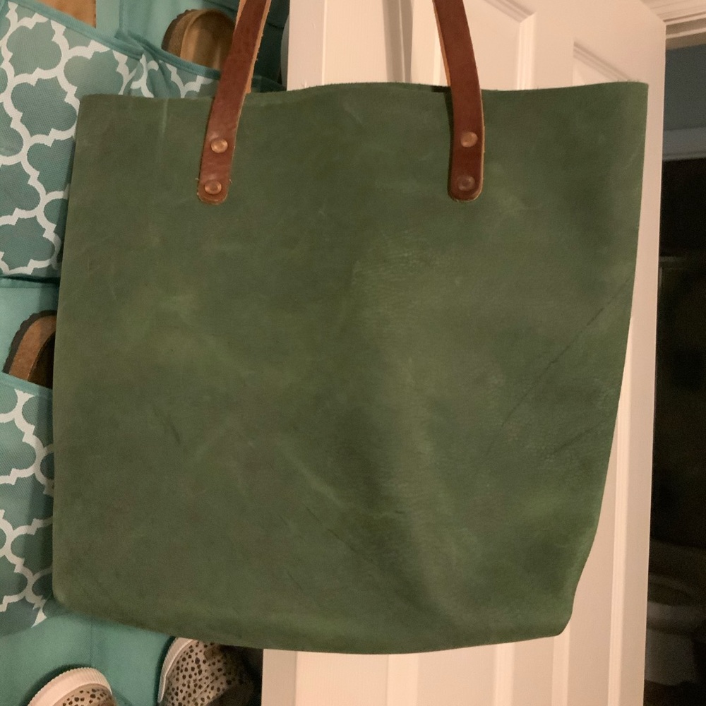 Leather tote